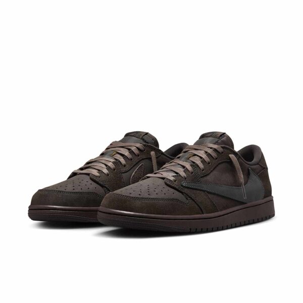 Jordan 1 Retro Low OG SP Travis Scott Velvet Brown - immagine 2